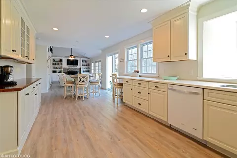 15 Setting Sun Dr, Westerly, RI 02891 photo 8