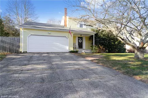 15 Setting Sun Dr, Westerly, RI 02891 photo 1