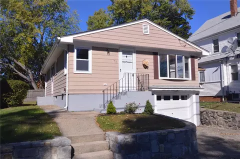 73 Appleton St, Cranston, RI 02910 photo 2