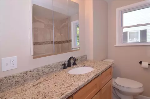 73 Appleton St, Cranston, RI 02910 photo 10