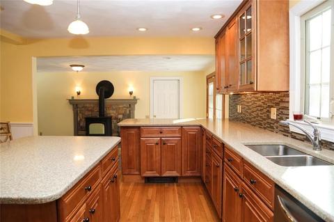 98 Rustic Acres Dr, Glocester, RI 02814 photo 15