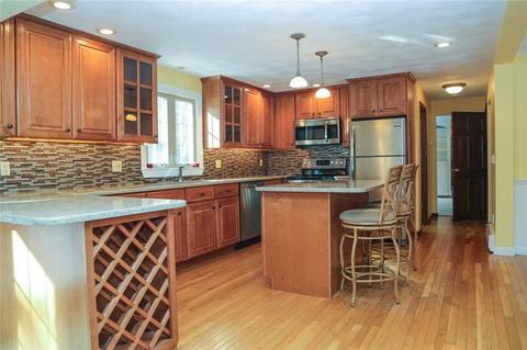 98 Rustic Acres Dr, Glocester, RI 02814 photo 10