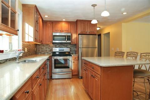 98 Rustic Acres Dr, Glocester, RI 02814 photo 11