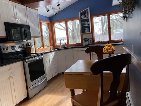 8 Carson Ave, Warwick, RI 02886 photo 14