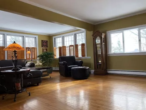 8 Carson Ave, Warwick, RI 02886 photo 5