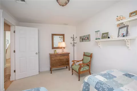 2 Bayview Ave, Warren, RI 02885 photo 26