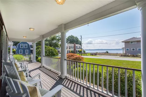 2 Bayview Ave, Warren, RI 02885 photo 3