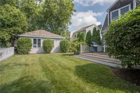 2 Bayview Ave, Warren, RI 02885 photo 38