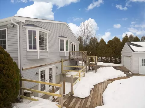 51 Beatrice St, Westerly, RI 02891 photo 6