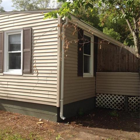 141 Chestnut St, Woonsocket, RI 02895 photo 3