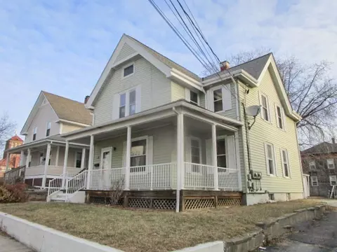 35 Third Ave, Woonsocket, RI 02895 photo 3