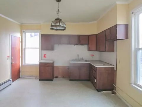 35 Third Ave, Woonsocket, RI 02895 photo 6