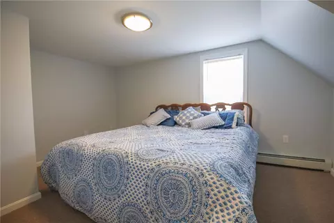 76 Knight St, Warwick, RI 02886 photo 18