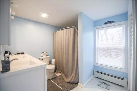 76 Knight St, Warwick, RI 02886 photo 12