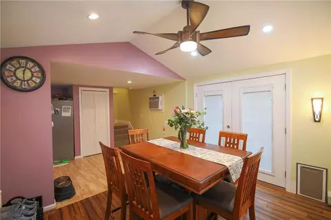 76 Knight St, Warwick, RI 02886 photo 7