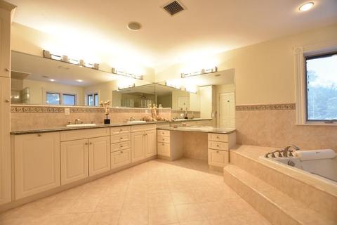 357 Major Potter Rd, Warwick, RI 02886 photo 12
