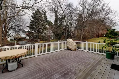 17 Jacobs Point Rd, Warren, RI 02885 photo 33