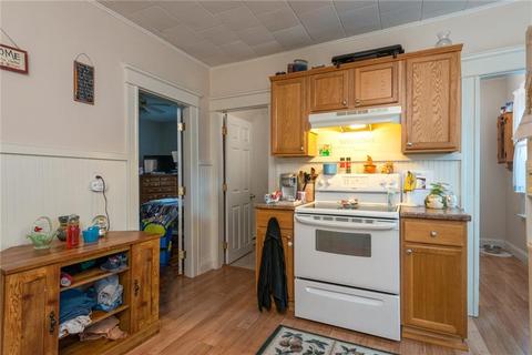 122 Alice Ave, Woonsocket, RI 02895 photo 5