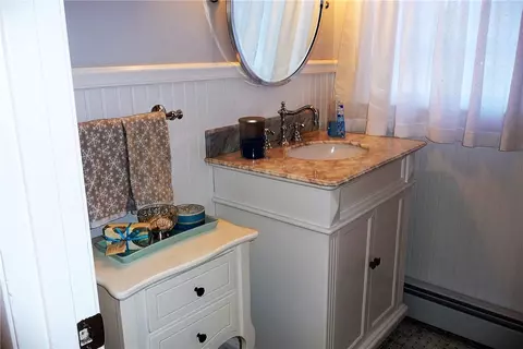 2 Whitehall Dr, Warwick, RI 02886 photo 6