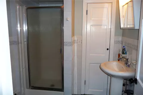 2 Whitehall Dr, Warwick, RI 02886 photo 33