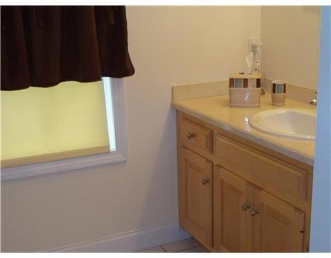 272 Cass Ave #2, Woonsocket, RI 02895 photo 8