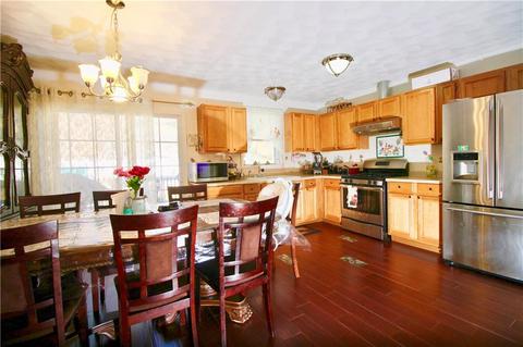 66 Hazel St, Woonsocket, RI 02895 photo 4