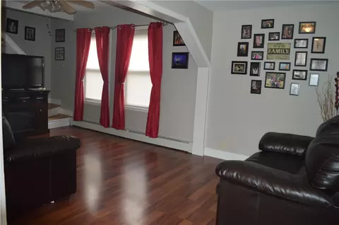 23 Transit St, Warwick, RI 02889 photo 2