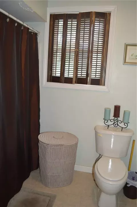 23 Transit St, Warwick, RI 02889 photo 6