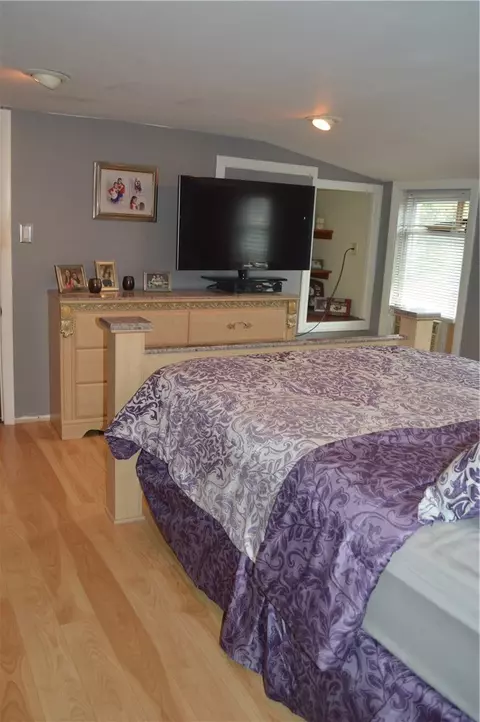 23 Transit St, Warwick, RI 02889 photo 7