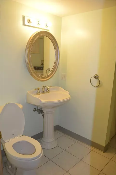 23 Transit St, Warwick, RI 02889 photo 13