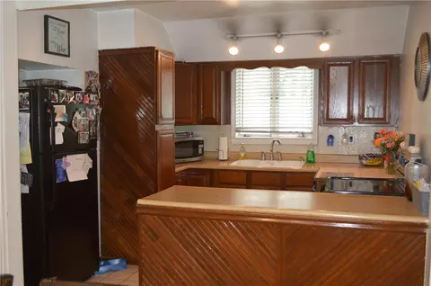 23 Transit St, Warwick, RI 02889 photo 11