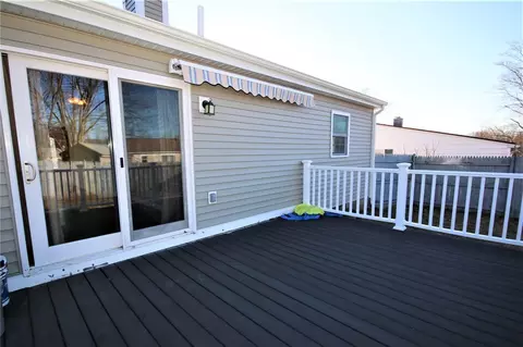 192 Marshall Rd, Woonsocket, RI 02895 photo 12