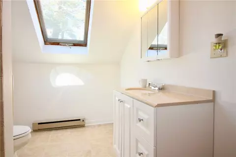 2399 Putnam Pike, Glocester, RI 02814 photo 17