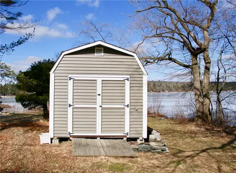 2399 Putnam Pike, Glocester, RI 02814 photo 21