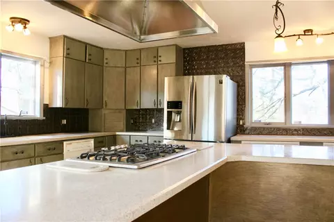 2399 Putnam Pike, Glocester, RI 02814 photo 10