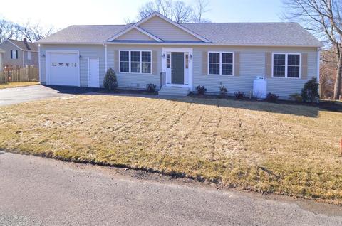 5 Sylvia Dr, Warwick, RI 02886 photo 2