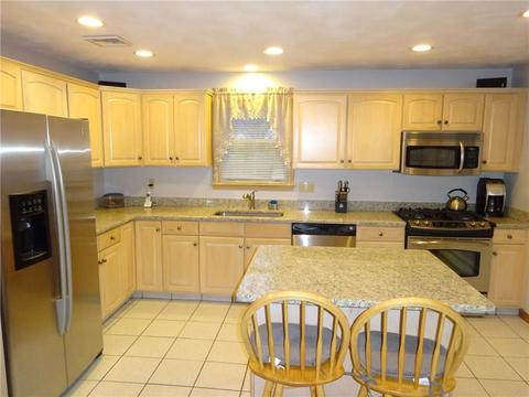 69 Fox Run, Cranston, RI 02921 photo 7