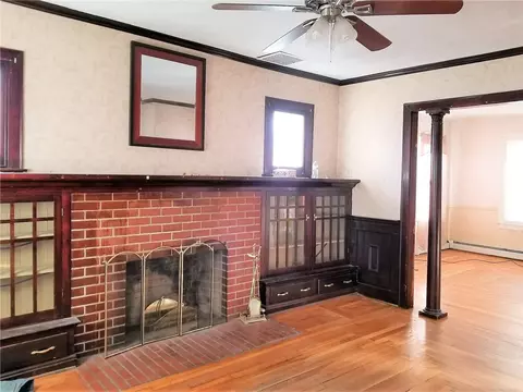 95 Union St, Woonsocket, RI 02895 photo 5