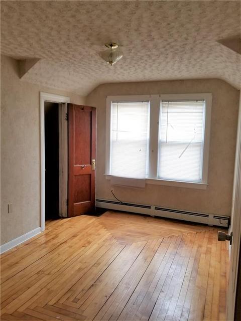 95 Union St, Woonsocket, RI 02895 photo 9