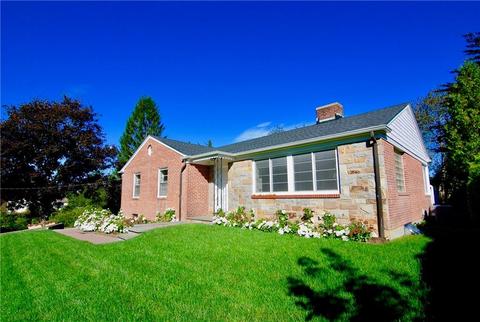 16 Shore Rd, Westerly, RI 02891 photo 1