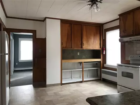 71 Cottage St, Warwick, RI 02886 photo 5