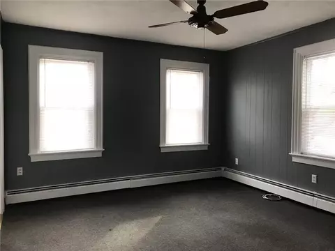 71 Cottage St, Warwick, RI 02886 photo 3
