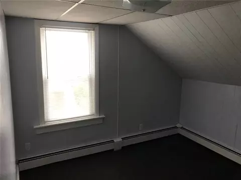 71 Cottage St, Warwick, RI 02886 photo 9