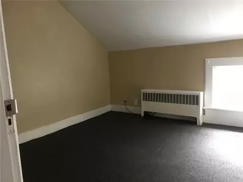 71 Cottage St, Warwick, RI 02886 photo 8