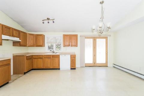 71 New St, Woonsocket, RI 02895 photo 13