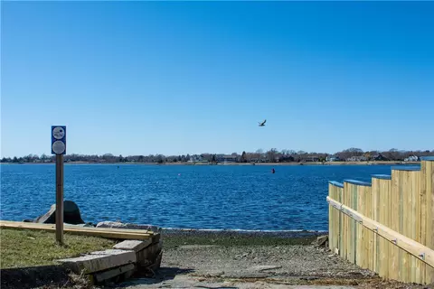 20 Maple St, Warren, RI 02885 photo 39