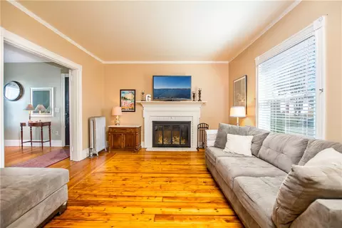 20 Maple St, Warren, RI 02885 photo 14