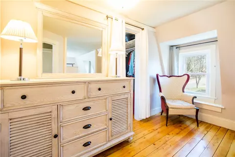 20 Maple St, Warren, RI 02885 photo 26
