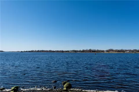 20 Maple St, Warren, RI 02885 photo 40
