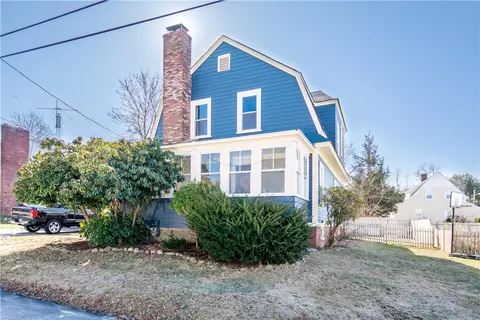 20 Maple St, Warren, RI 02885 photo 1